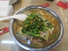 -丽丽三鲜螺蛳粉(田林路店)