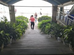 -淇沙湾渔村餐厅