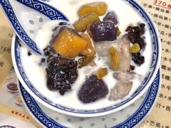 -广信牛奶甜品世家(台东店)