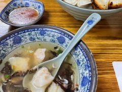 -无名氏宵夜小摊(祝家三姐妹馄饨店)