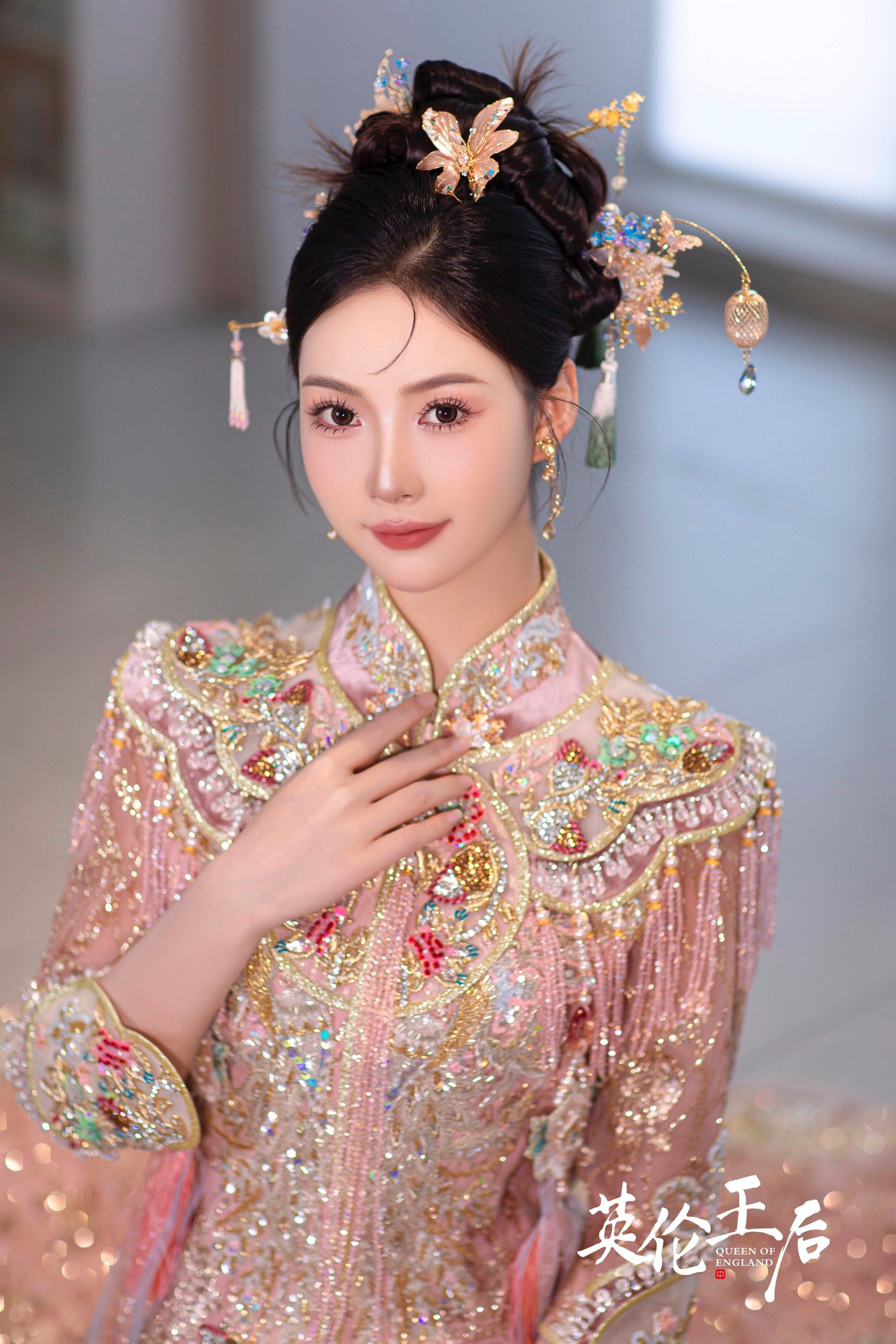 粉色系秀禾造型,粉嫩减龄～💗永远相信中式造型的精彩绝伦!