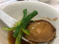 -榕树下海鲜馆(坪山路店)