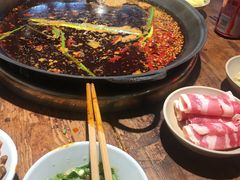 -四小区火锅·巷子里的重庆火锅(花照壁店)