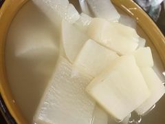 -一品红烧鸭特色川菜(三岔湖店)
