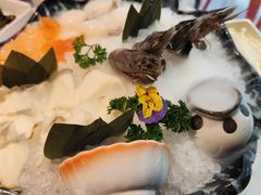 -左庭右院鲜牛肉火锅(金山万达店)