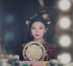 点击看大图 -爱伊人婚纱礼服美妆馆