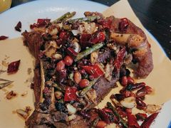 -川流不息·地道川菜·小龙虾(松东路店)