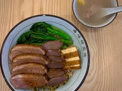 狮头牌鹅肉拼鹅胗饭-狮头牌卤味研究所·卤味饭(花城汇南区店)