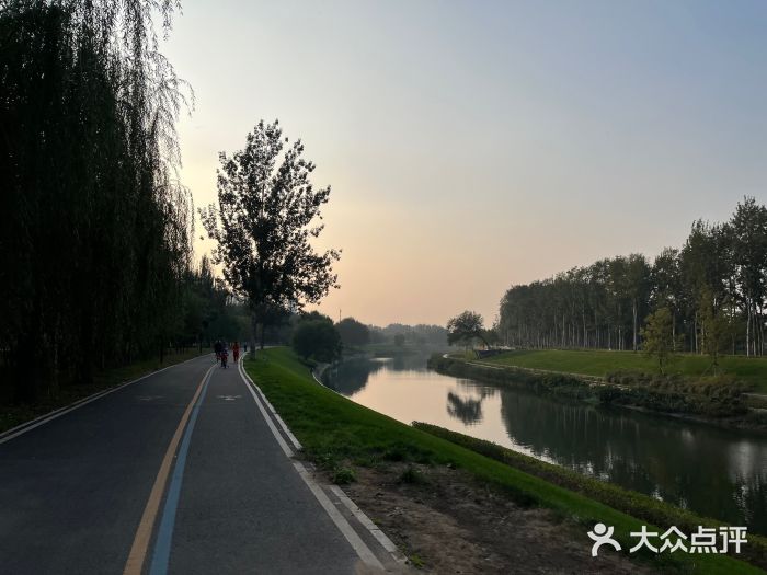 坝河休闲公园图片