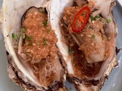 蒜蓉大生蚝-奕景海鲜酒家· 大连海鲜(星海广场店)