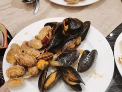 -东方红海鲜百汇(国际大厦店)