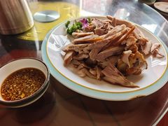 -鸿亨泰杂鱼馆(港馨家园店)