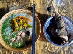 -正宗李家土鸡米线店