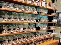 -Laderach 莱德拉(上海环贸iapm店)