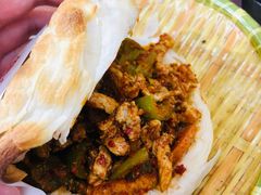 孜然鸡肉夹馍-十三朝牛馍王擀面皮(骡马市店)