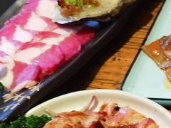 -青古韩式炭火烤肉店