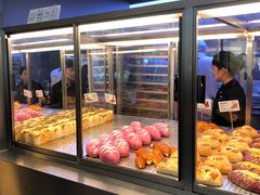 面包甜点陈列柜-LELECHA乐乐茶(新街口大洋店)