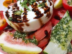 -théATRE茶聚场·餐厅(环球金融中心店)