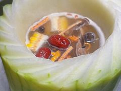 -得意咚瓜·顺德鱼生·冬瓜火锅(深圳首店)