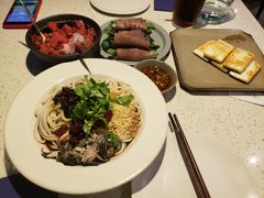-半山腰·云南菜(侨福芳草地店)