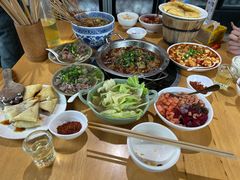 -大众跷脚牛肉馆·非遗传承单位(峨眉山店)