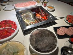 -二荆条·蜀鲜汇城市森林火锅