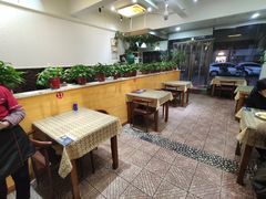 -芳芳餐厅(白沙路店)