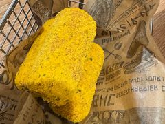 -BHC炸鸡(明洞总店)