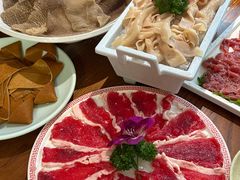 -佬土鹅肠火锅(解放路店)