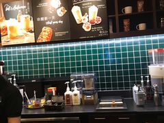 -星巴克臻选(威海威高广场店)
