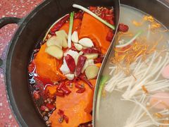 -赵美丽·重庆社区火锅·直营店(火车东站·中豪国际店)