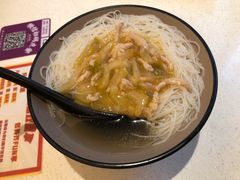 榨菜肉丝米线-和平馆·地道港澳茶餐厅(西门口店)