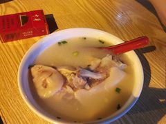 -雷祖芳老妈蹄花店