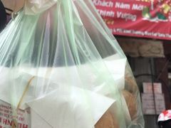 -Bánh Mì Huynh Hoa