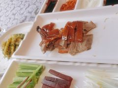 -王府井酒店(金桥港湾店)