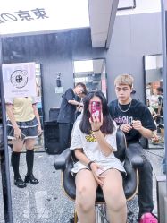 -藤野造型专业烫染接发