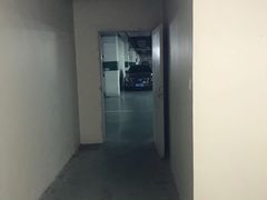 -奥特莱斯停车场