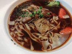 金牌红烧牛三宝面-康师傅私房牛肉面(申虹店)