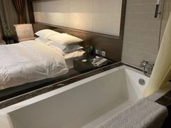 -上海怡沁园度假酒店