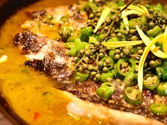 -鸣记脆皮烤鱼·海鲜烤鱼(三八广场店)