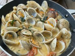 -Mark&Mars Restaurant
