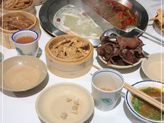 -卤校长重庆火锅(国兴店)