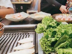 -臻牛烤肉