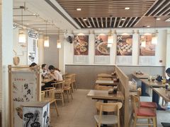 -佬钱湾仔(衣裳街店)