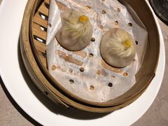 蟹粉小笼-成隆行·蟹王府(九江路店)