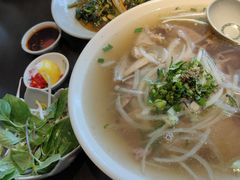 特别牛肉河粉-大头虾越式风味餐厅(光明广场店)