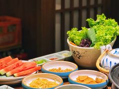 -明洞阿姨·韩式酱蟹烤肉·创意料理(三元桥店)