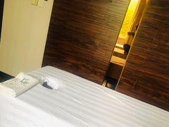 -手佳按摩·足疗·艾灸(龙江店)