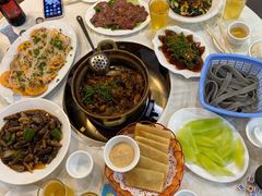 -渝君重庆火锅(嘉宾路店)