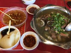 翘脚牛肉-谢老五跷脚牛肉·非遗传承店